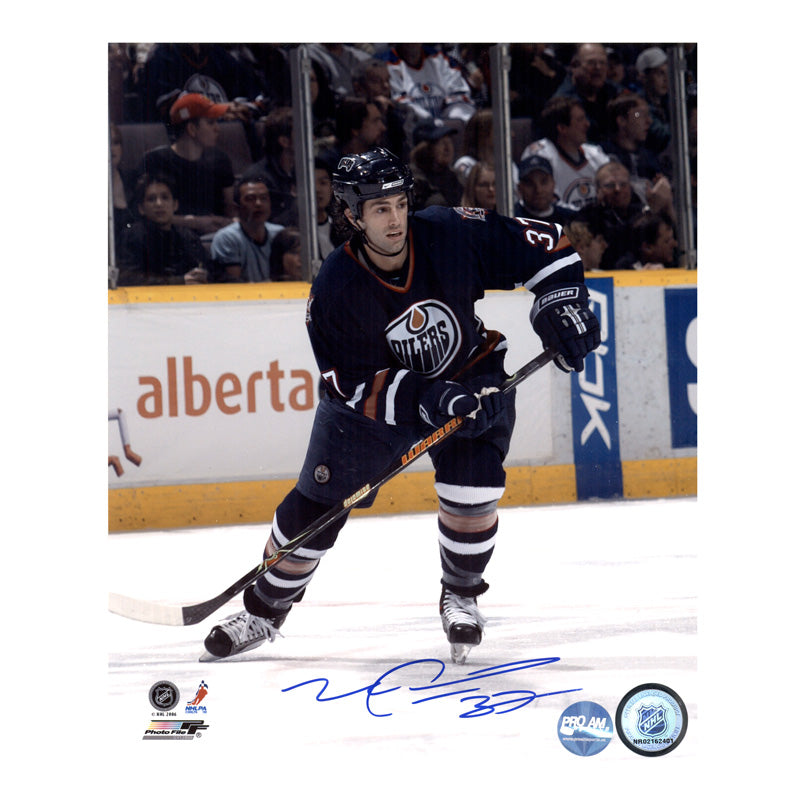 Autographed Buffalo Sabres Michael Peca 8x10 Photo Original