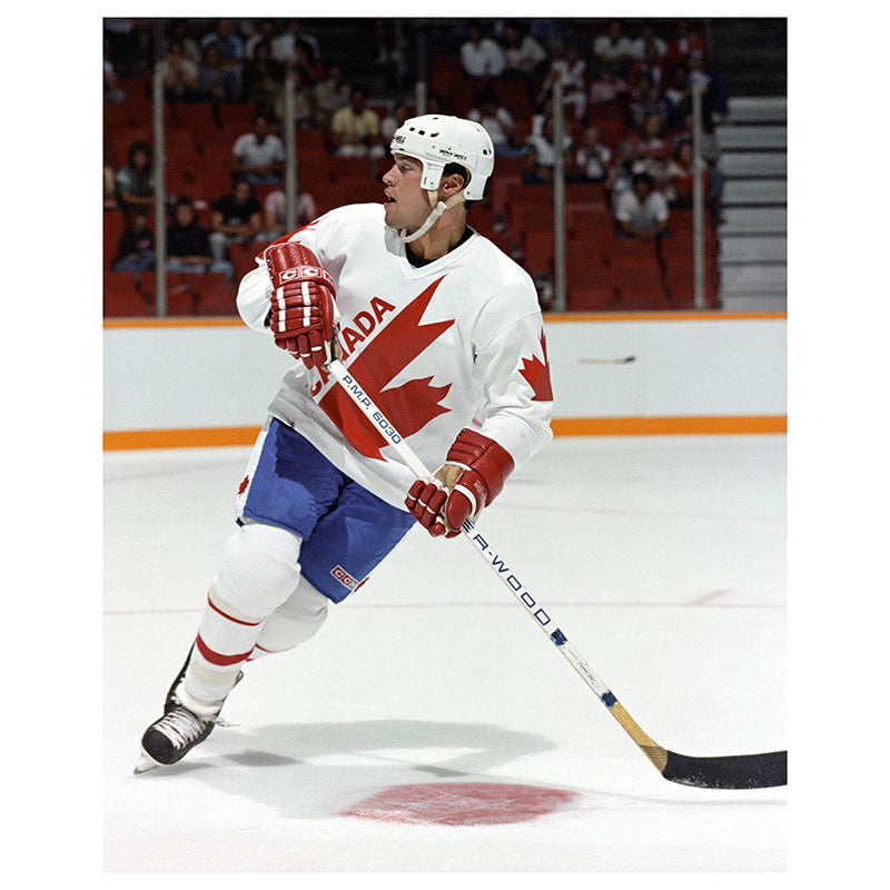 Mark Messier Canada Cup Action Autographed 8x10 Photo