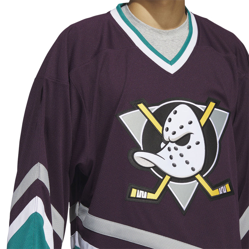 Anaheim Ducks size 52 fits like a size 54 Adidas TEAM CLASSICS NHL Hockey  Jersey